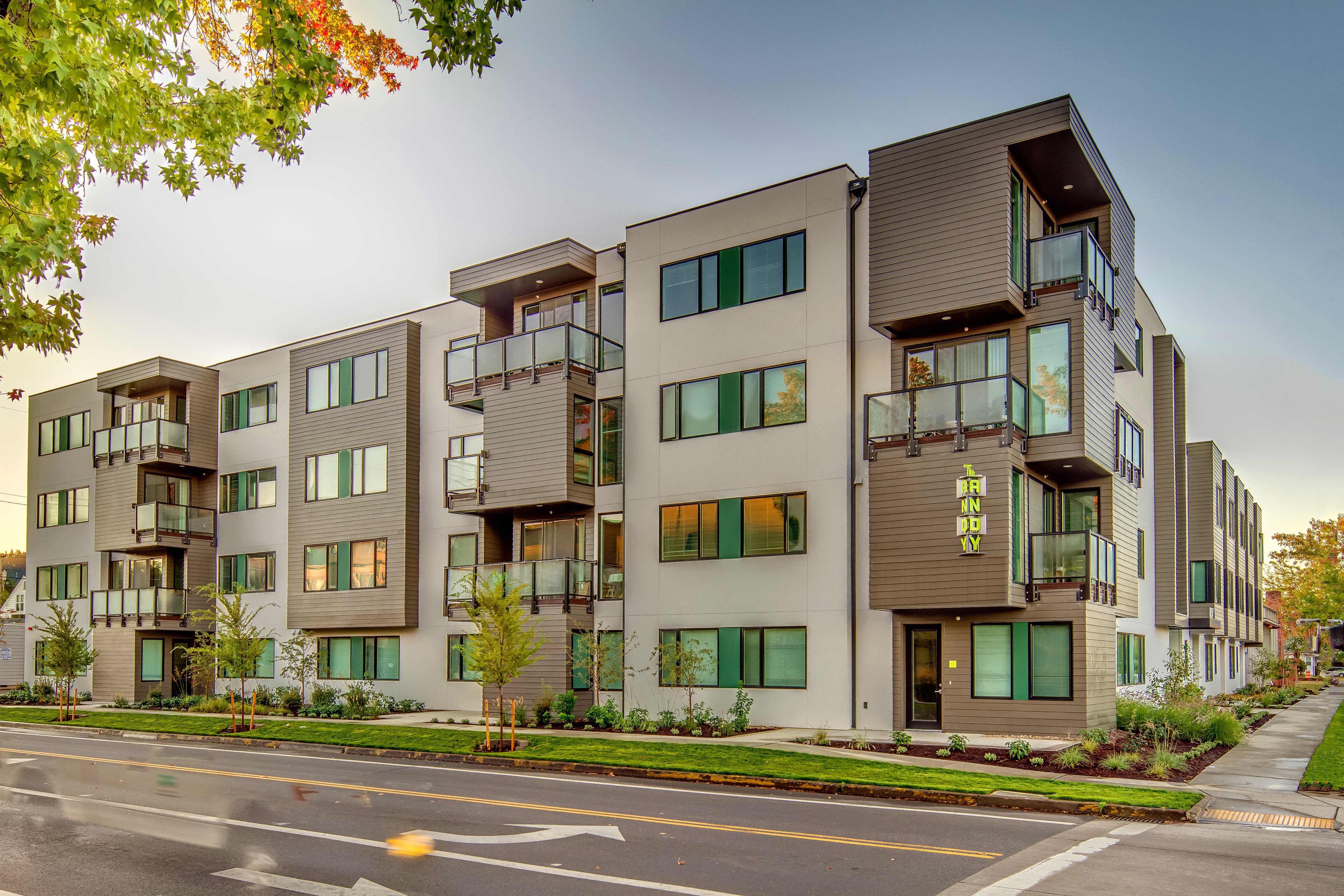 The Andy Apartment and Community Amenities